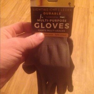 Durable lightweight multipurpose gloves